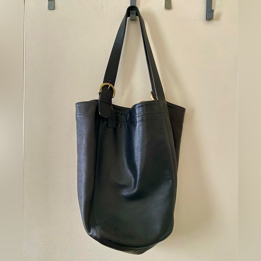 Vintage Black Leather Coach Shoulder Bag/Tote